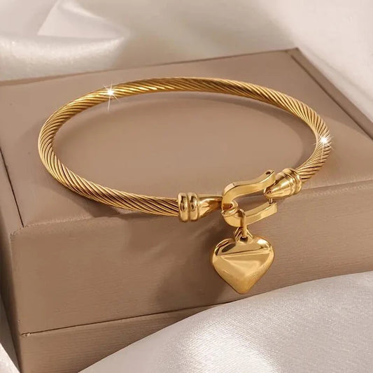 Pulseira com Pingente de Coração