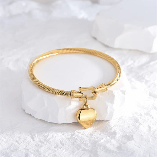 Pulseira com Pingente de Coração